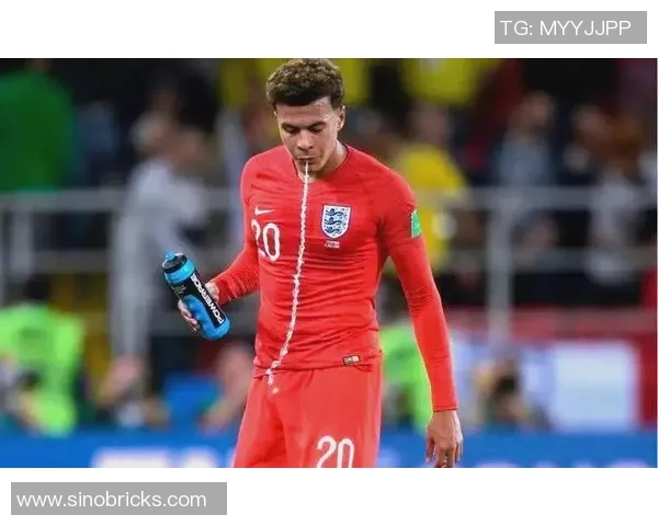 足球明星们的饮品偏好揭秘小饮料背后的健康与能量故事